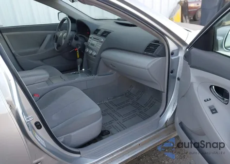 2011 Toyota Camry Se/Le/Xle from USA, damaged, VIN 4T1BF3EK9BU738566